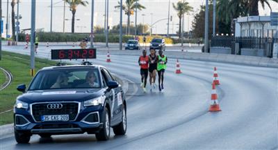 12. Uluslararası Dokuz Eylül İzmir Yarı Maratonu